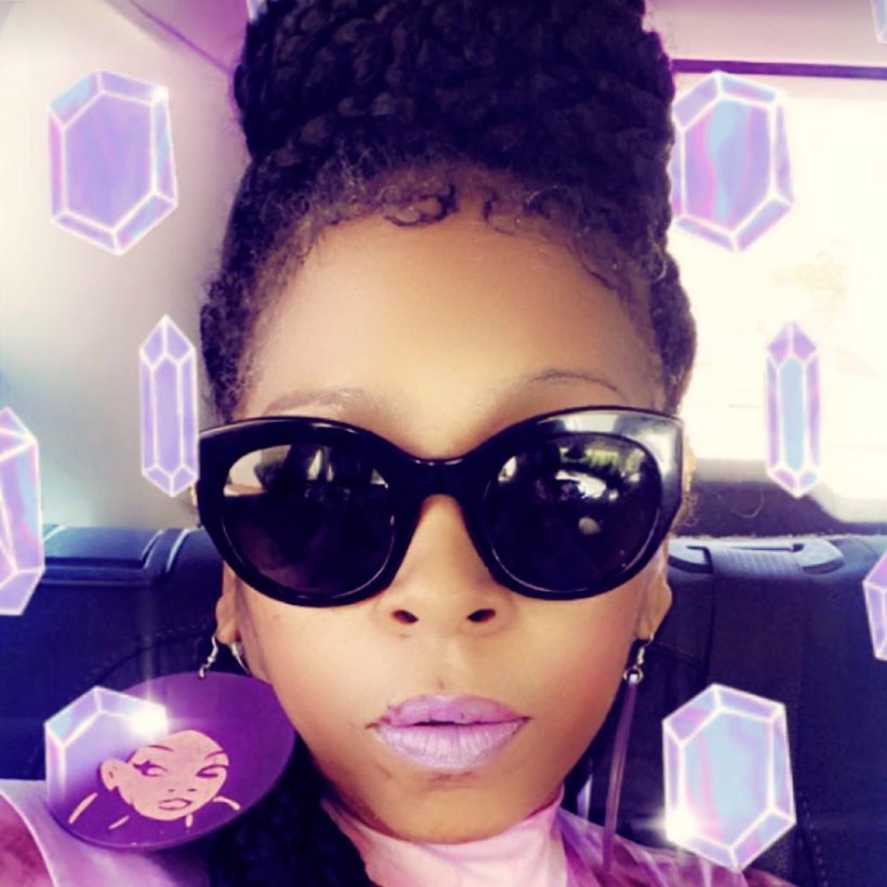 Meet your Posher, Donna